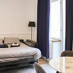 Nice Studio Near Eiffel Tower