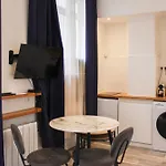 Nice Studio Near Eiffel Tower